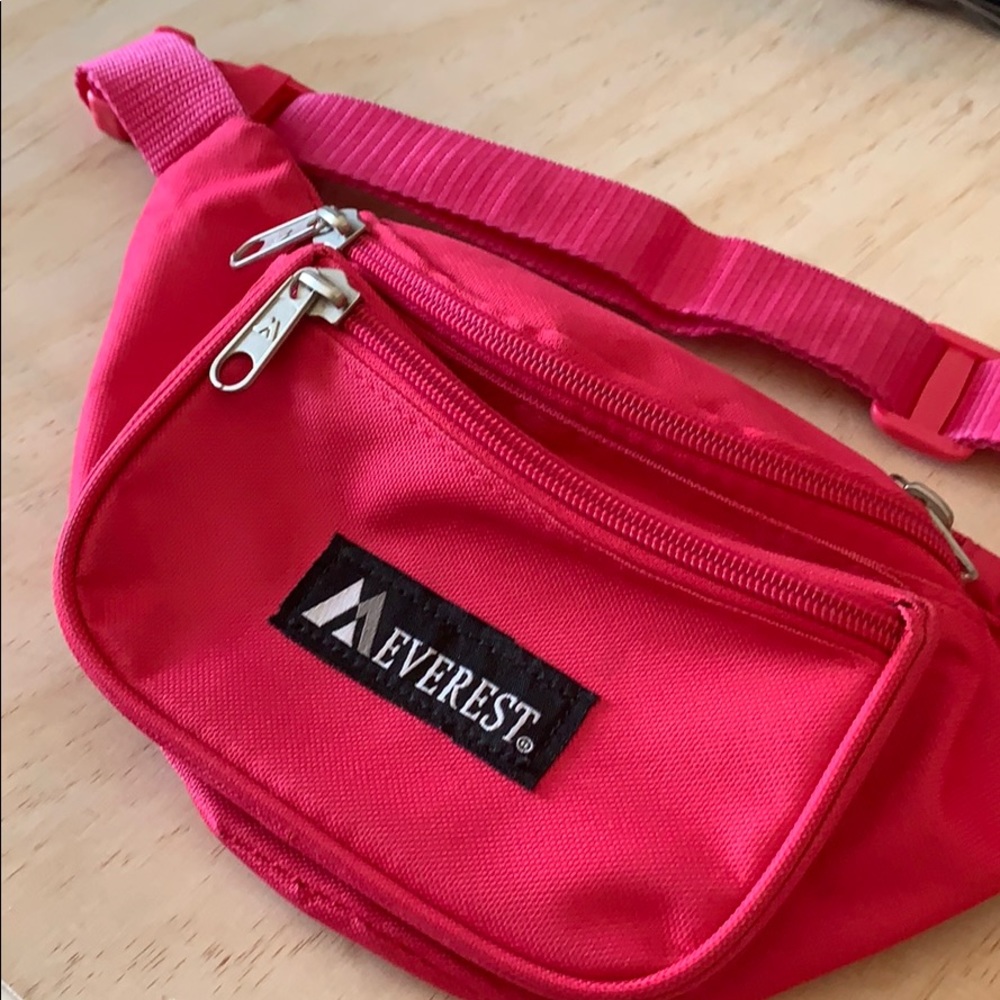 Hot Pink Everest Fanny Pack